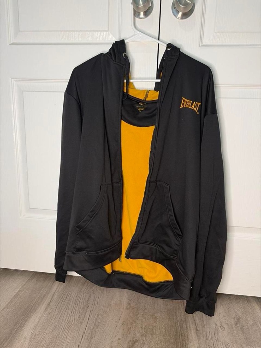 Everlast Black Hoodie with Gold Interior